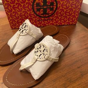 Tory Burch Gabriel thong flat